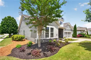 301 Hazel Dr, Woodstock, GA 30189 - Photo 3