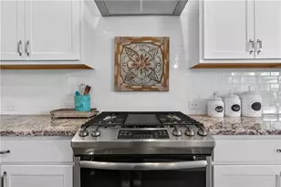 301 Hazel Dr, Woodstock, GA 30189 - Photo 17