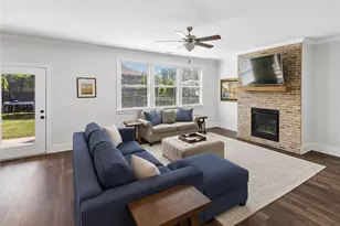 113 Vivian Ln, Peachtree City, GA 30269 - Photo 3
