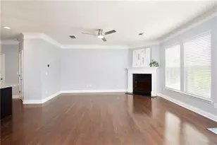 10659 Naramore Ln, Johns Creek, GA 30022 - Photo 9