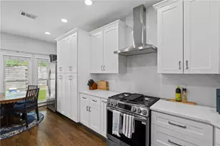 8065 Sandorn Dr, Roswell, GA 30075 - Photo 15