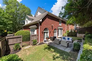 1847 Hedge Rose Dr NE, Atlanta, GA 30324 - Photo 49