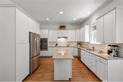 1847 Hedge Rose Drive NE, Atlanta, GA 30324 - Photo 13