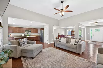 1017 Anne Marie Court, Jefferson, GA 30549 - Photo 11