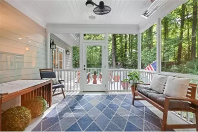 132 NW Underwood Drive NW, Sandy Springs, GA 30328 - Photo 17