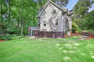 132 Underwood Dr NW, Sandy Springs, GA 30328 - Photo 5