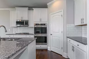 2043 Hamilton Lake Pkwy, Buford, GA 30519 - Photo 7