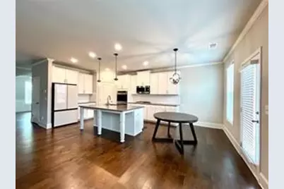 2043 Hamilton Lake Parkway, Buford, GA 30519 - Photo 9