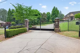 6010 Robbs Dr, Cumming, GA 30041 - Photo 5