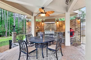 6010 Robbs Dr, Cumming, GA 30041 - Photo 83
