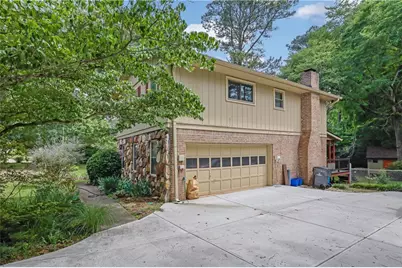 748 Glen Circle, Lawrenceville, GA 30044 - Photo 3