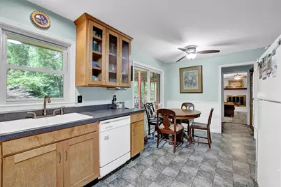 748 Glen Circle, Lawrenceville, GA 30044 - Photo 9
