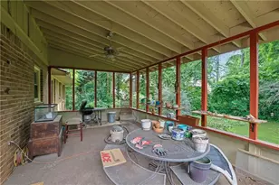 748 Glen Circle, Lawrenceville, GA 30044 - Photo 7