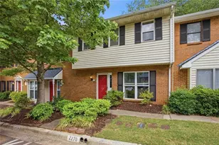 2270 Newport Landing, Alpharetta, GA 30009 - Photo 1