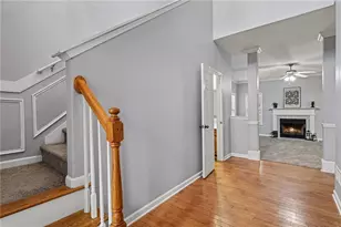 106 Lexington Parke Dr, Woodstock, GA 30189 - Photo 3