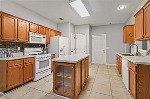 106 Lexington Parke Dr, Woodstock, GA 30189 - Photo 11