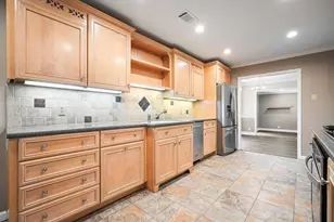 2422 Stockton Dr, Marietta, GA 30066 - Photo 15