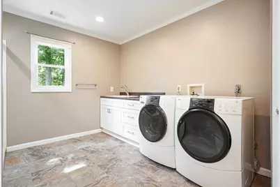 2422 Stockton Drive, Marietta, GA 30066 - Photo 19