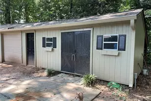 3727 Rainbow Circle, Snellville, GA 30039 - Photo 9