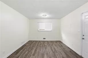1608 W Austin Rd, Decatur, GA 30032 - Photo 9