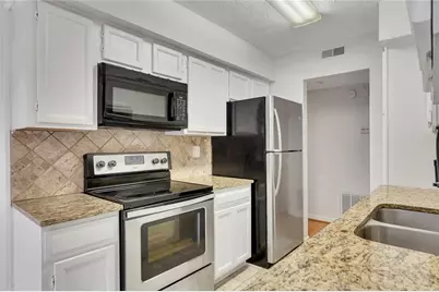 711 Glenleaf Drive, Peachtree Corners, GA 30092 - Photo 9