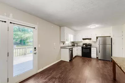 579 Wexwood Drive, Riverdale, GA 30274 - Photo 7