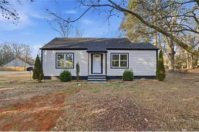 303 Glen Iris Drive, Monroe, GA 30655 - Photo 1