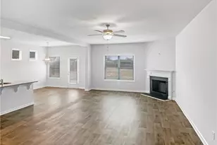 16 Fox Dr, Winder, GA 30680 - Photo 7