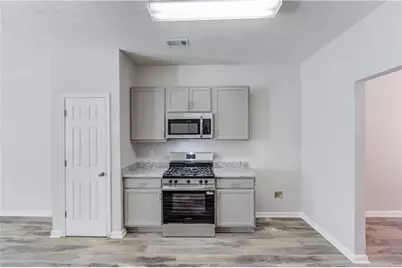 964 Tree Creek Boulevard, Lawrenceville, GA 30043 - Photo 11