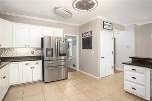 2562 Forest Meadow Ln, Lawrenceville, GA 30043 - Photo 31