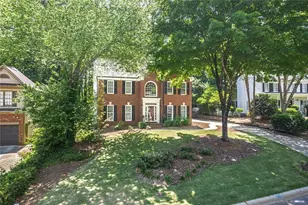 2562 Forest Meadow Ln, Lawrenceville, GA 30043 - Photo 5