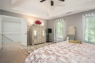 2562 Forest Meadow Ln, Lawrenceville, GA 30043 - Photo 35