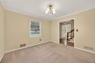 4056 White Oak Ln SW, Lilburn, GA 30047 - Photo 15