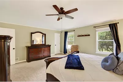 1526 Hickory Drive SW, Lilburn, GA 30047 - Photo 17