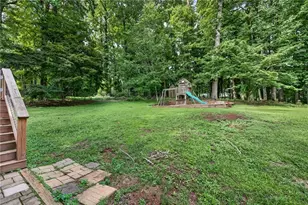 1526 Hickory Dr SW, Lilburn, GA 30047 - Photo 39
