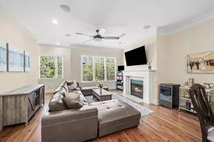 6075 City Walk Ln, Atlanta, GA 30328 - Photo 3