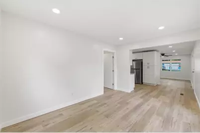 911 Bomar Street, La Fayette, GA 30728 - Photo 11