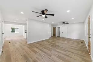 911 Bomar St, La Fayette, GA 30728 - Photo 9