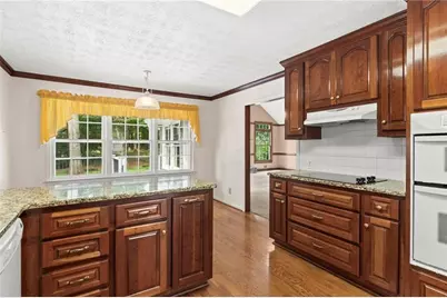 4352 White Oak Drive, Sugar Hill, GA 30518 - Photo 11