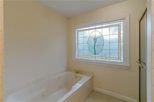 10625 Haynes Forest Dr, Alpharetta, GA 30022 - Photo 27