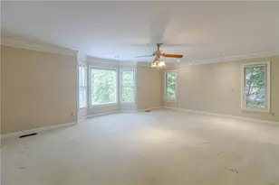 10625 Haynes Forest Dr, Alpharetta, GA 30022 - Photo 23