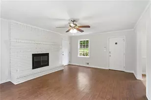 310 Derby Dr, Fayetteville, GA 30215 - Photo 3