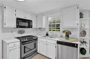 5281 Enchanted Cove SW, Lilburn, GA 30047 - Photo 7