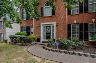 6042 Fairington Farms Ln, Lithonia, GA 30038 - Photo 3