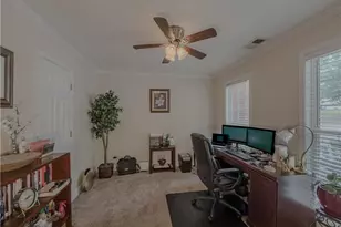 6042 Fairington Farms Ln, Lithonia, GA 30038 - Photo 5