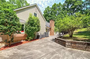 224 Shadowood Dr SE, Calhoun, GA 30701 - Photo 3