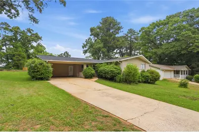 3840 Emerald North Drive, Decatur, GA 30035 - Photo 3