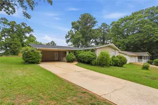 3840 Emerald N Dr, Decatur, GA 30035 - Photo 3
