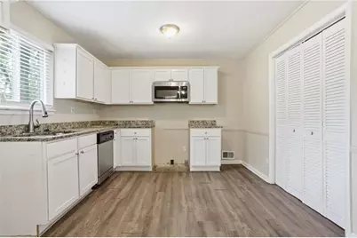 3840 Emerald North Drive, Decatur, GA 30035 - Photo 11