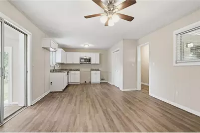 3840 Emerald North Drive, Decatur, GA 30035 - Photo 9